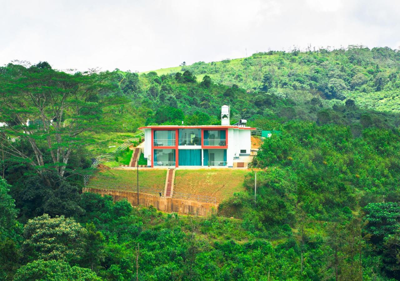 Hidden Valley Hill View Cottage Vagamon By Voye Homes Buitenkant foto