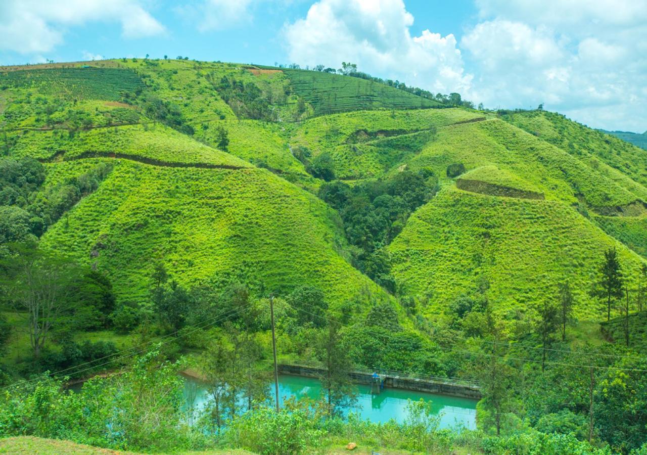 Hidden Valley Hill View Cottage Vagamon By Voye Homes Buitenkant foto