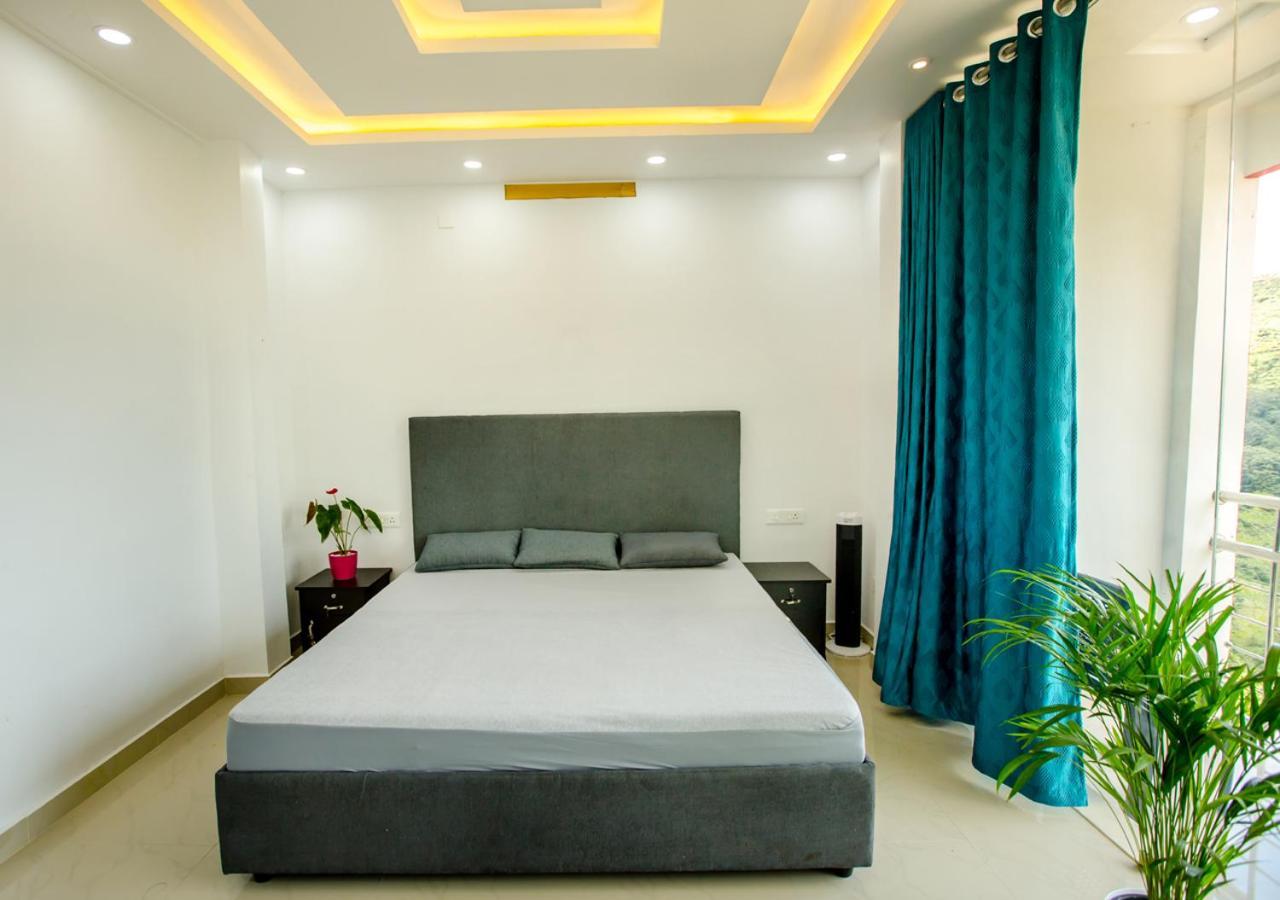 Hidden Valley Hill View Cottage Vagamon By Voye Homes Buitenkant foto